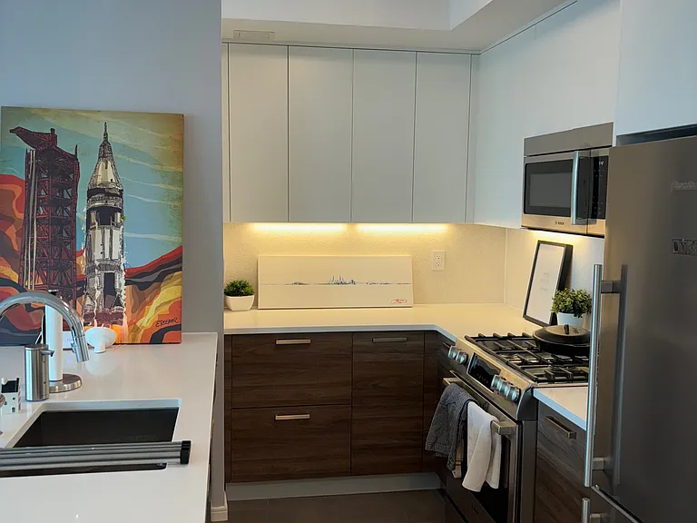 40 Pinehurst Ave #5C — Photo 3