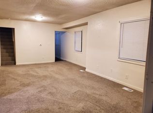 3835 Agnes Ave, Kansas City, MO 64128