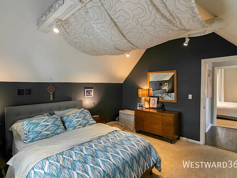 3934 N Hermitage Ave #CH — Photo 7