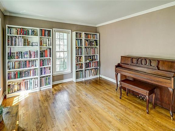 2nd image of 9520 Chatterleigh Dr