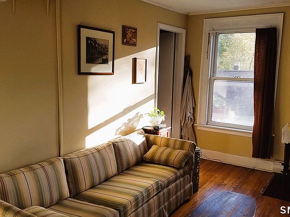 2nd image of 117 Nicoll Street