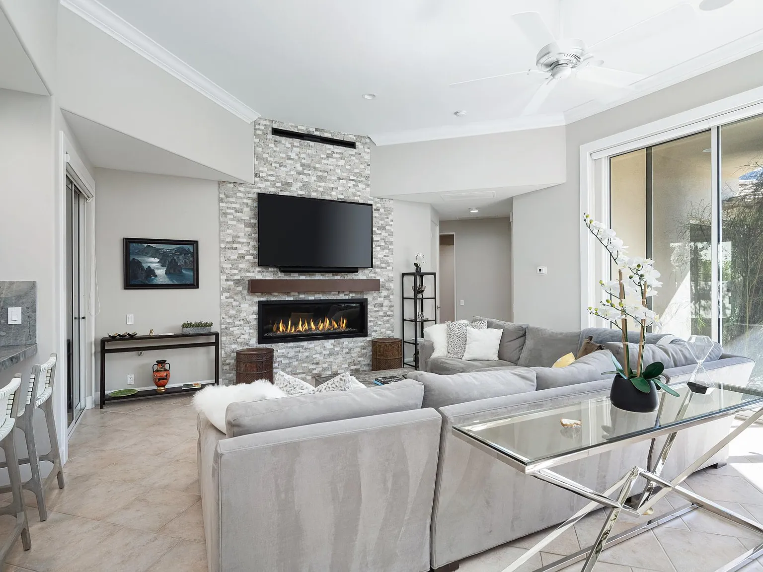 3 bed, 3375 sqft, $7,500 — Photo 3