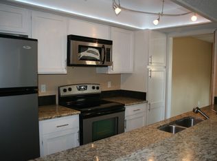 2220 Jackson Cir, Carrollton, TX 75006
