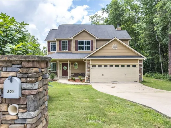 205 Wellman Dr, Phenix City, AL 36867