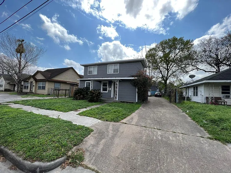 3210 Winbern St #A — Photo 1