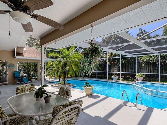 2nd image of 2786 Jarvis Cir