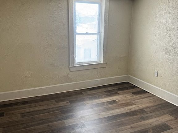 3rd image of 55 Vine St #A