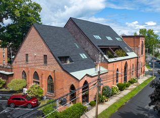 106 Spring St APT 9, Saratoga Springs, NY 12866