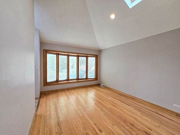 5th image of 4531 S Keeler Ave