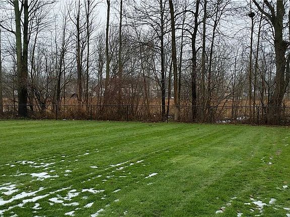 3rd image of 7342 Balla Dr