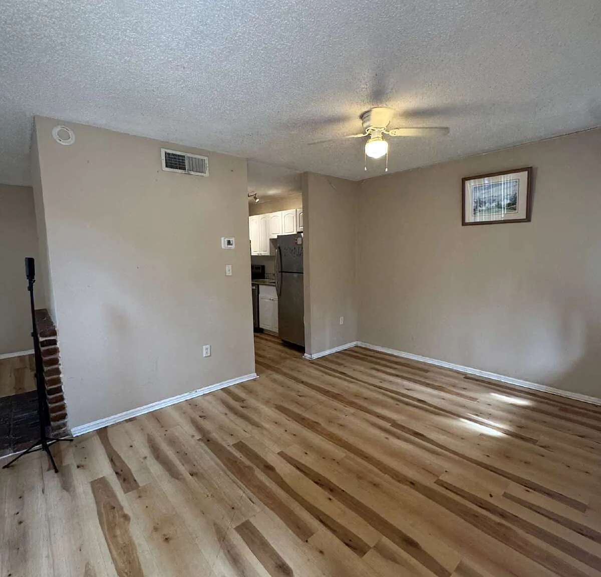 2 bed, 2.0 bath, $1,320 — Photo 2