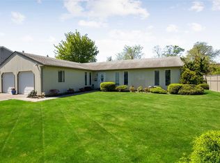 54 Community Rd, Bay Shore, NY 11706