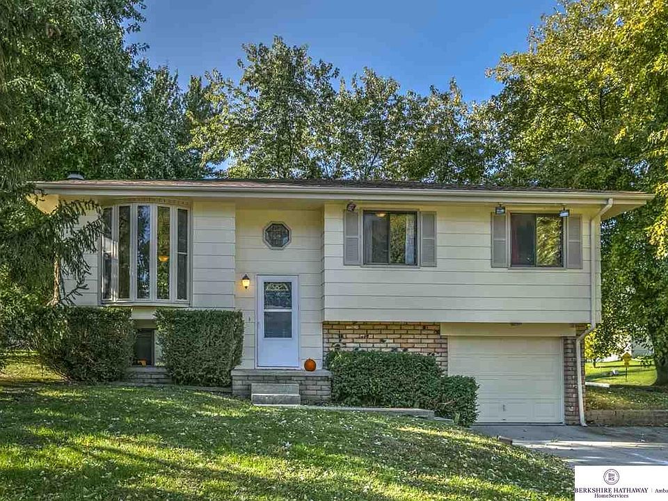 1st image of 13913 Barretts Cir