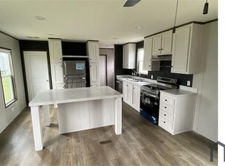 33405 Kestrel Rd, Hockley, TX 77447