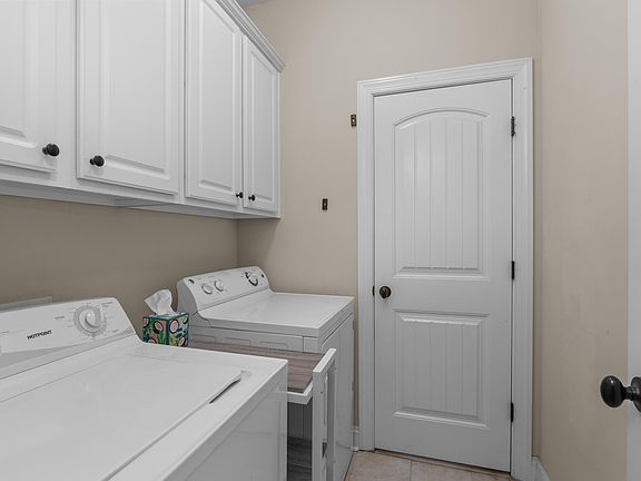 2nd image of 1024 Highgrass Ct
