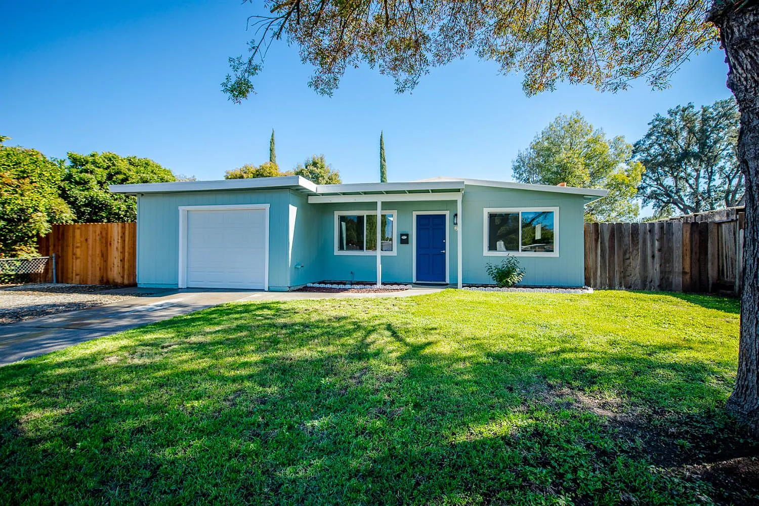 6 Dawn Dr photo 1