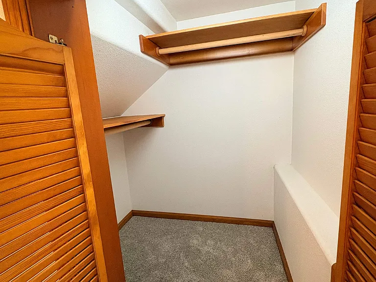 7205 SW Burl Dr — Photo 26