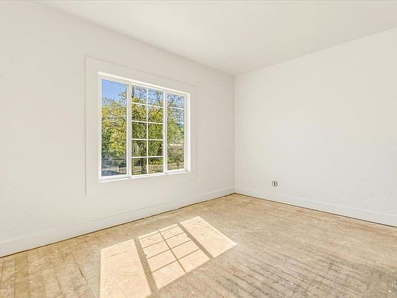 5th image of 852 Western Avenue