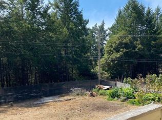 5 Cinch Ct, Whitethorn, CA 95589