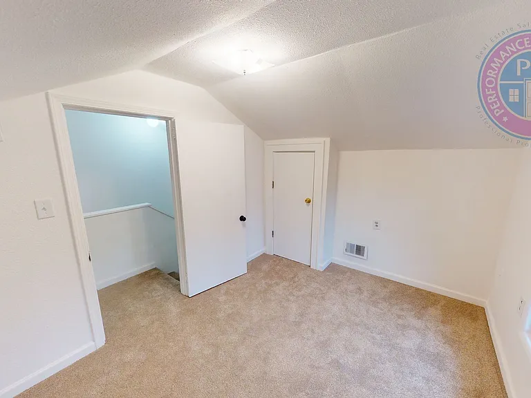 43 Ladd St — Photo 18