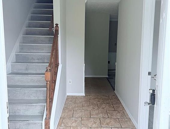 4th image of 2535 Selman Dr