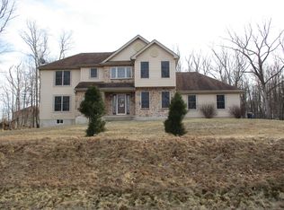 192 Waverly Dr, East Stroudsburg, PA 18302