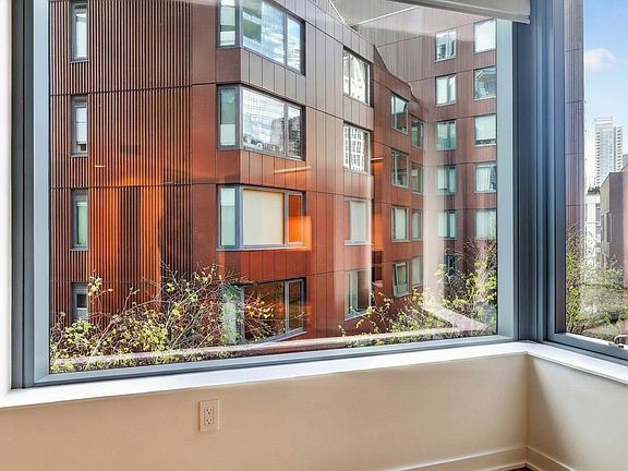 3rd image of 280 Spear St #4M