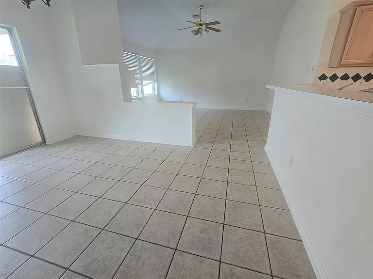 4814 Windy Way — Photo 10