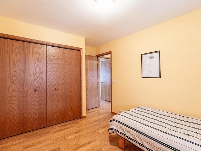 878 Sky Ridge Dr — Photo 16