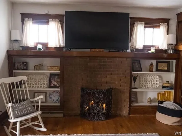 309 N Park Ave — Photo 2