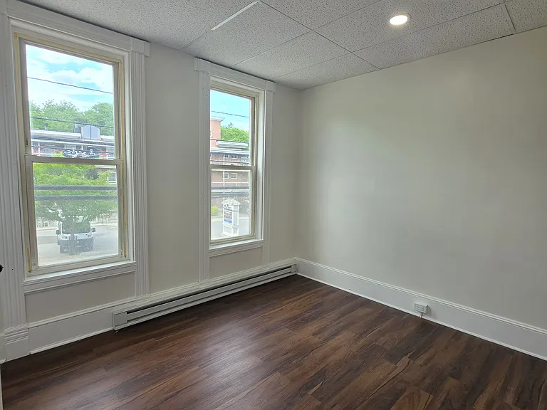 158 Main St #3 — Photo 6
