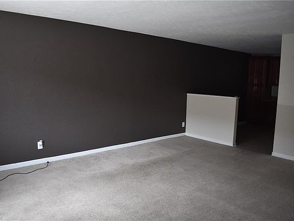 4th image of 29904 Euclid Ave APT 11