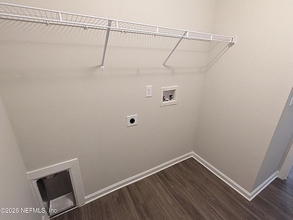 4th image of 938 ARDOON Street