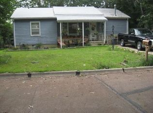 213 Summit Ave APT B, Manhattan, KS 66502