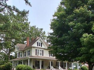 27251 Mutton Hunk Rd, Parksley, VA 23421