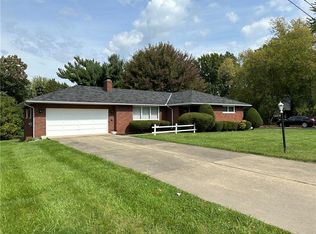 36 Lattavo Dr, New Castle, PA 16105