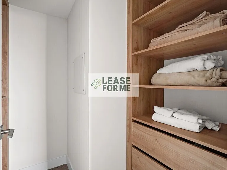 848 S Mariposa Ave #702 — Photo 23