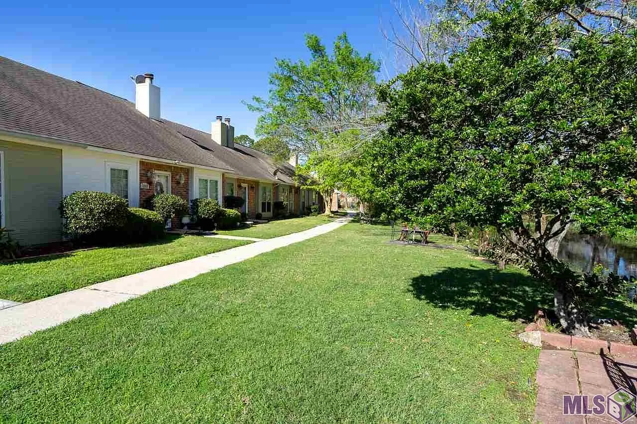 12501 Coursey Blvd — Photo 2