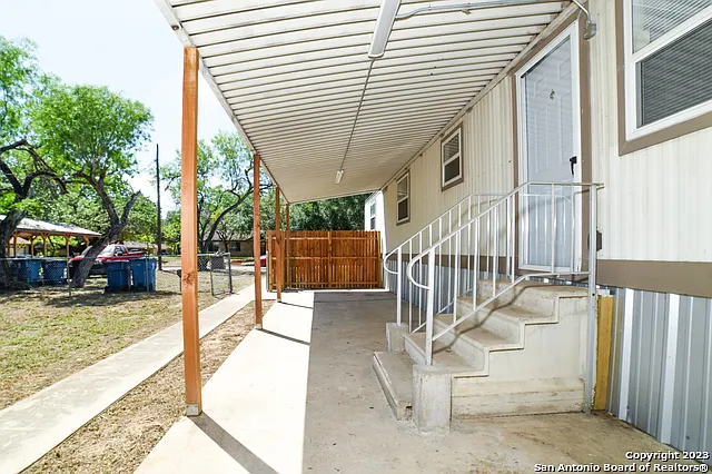 215 Greenlawn Ave #A — Photo 5