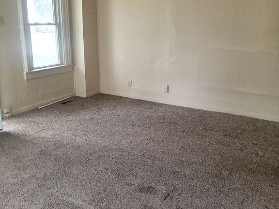 3rd image of 406 S Meridian St #11179499