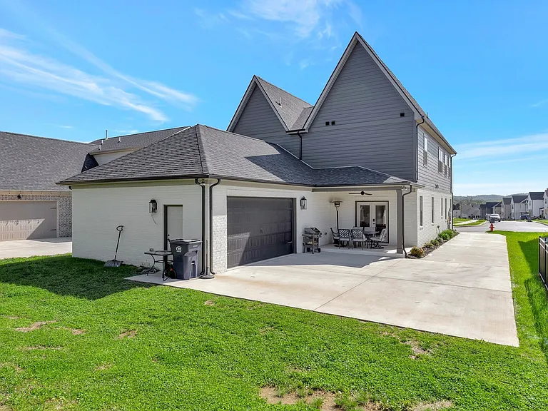 3270 Sassafras Ln — Photo 51