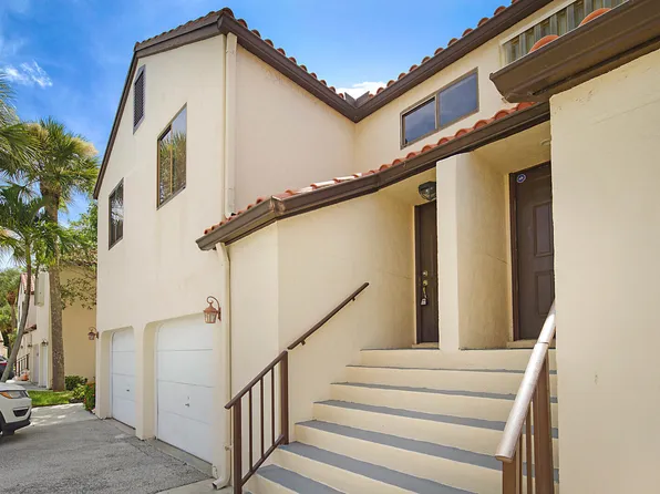 9 Vía De Casas Sur #203, Boynton Beach, FL 33426