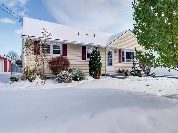 115 Bramley Dr, Camillus, NY 13031