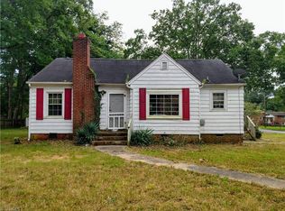 1900 Apex Pl, High Point, NC 27260