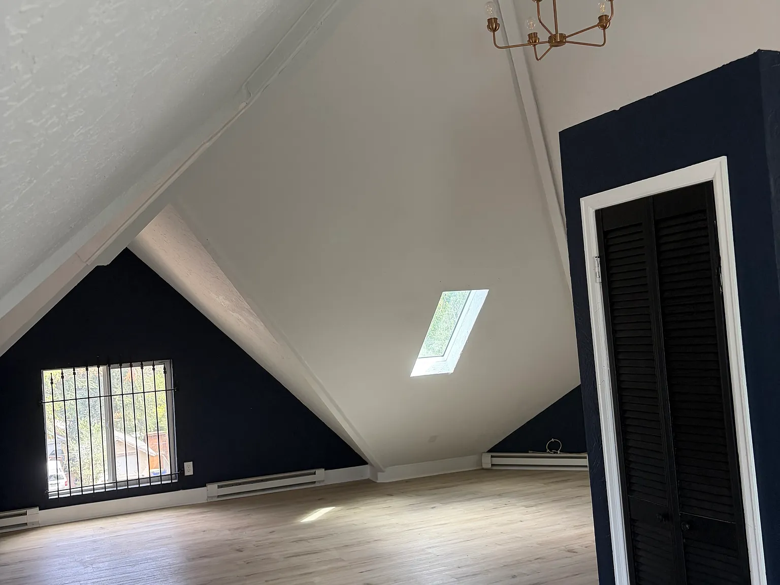 Studio, 1000 sqft, $850 — Photo 4