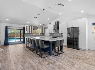 1041 E Kristal Way, Phoenix, AZ 85024
