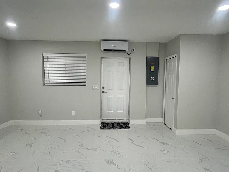 221 NE 23rd Ave #A — Photo 3