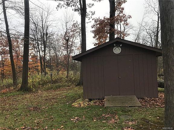 3rd image of 5422 Oakridge Dr