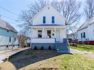 110 Willetts Ave, New London, CT 06320