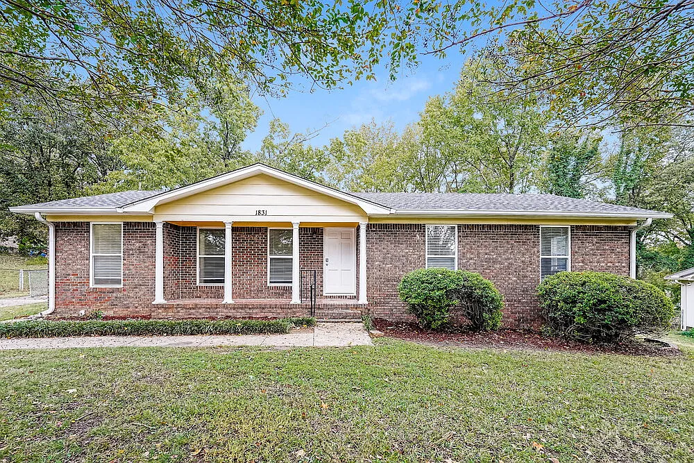 3 bed, 2.0 bath, 1600 sqft, $1,535 — Photo 1